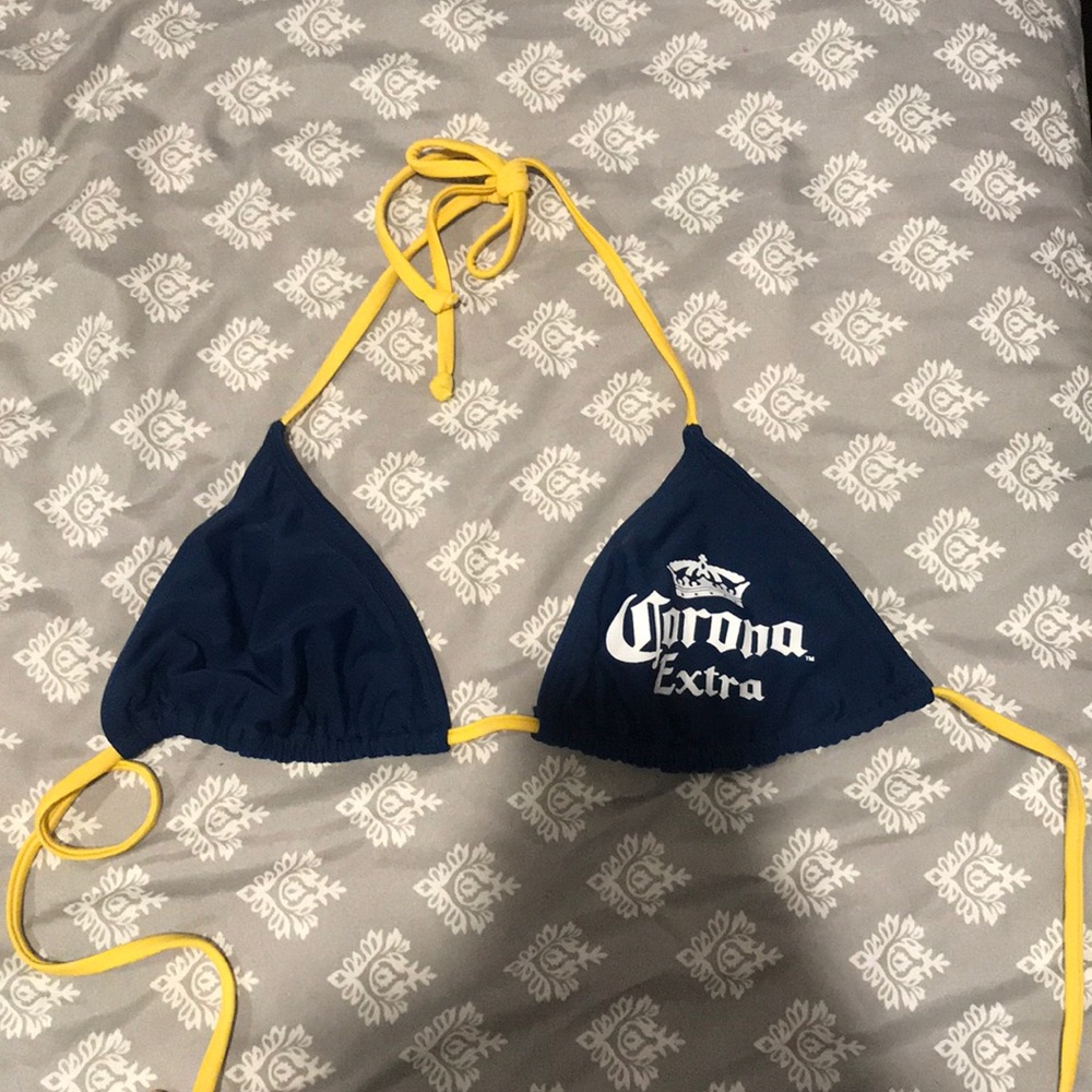 Bathing suit top
